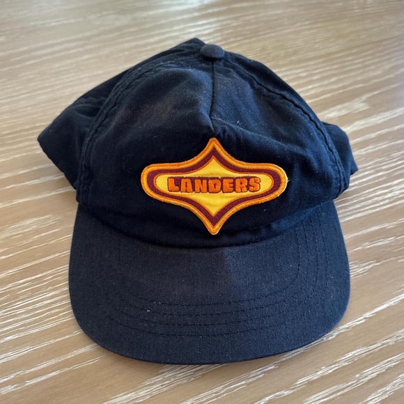 Black Landers Snapback Hat - Picture 1 of 2